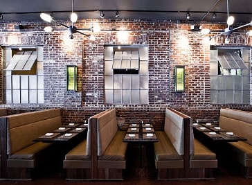 Cola's Restaurant in Columbia